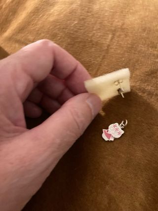 Conjunto Hello Kitty Pendientes y Colgante