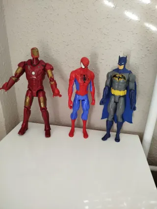 Lote 3 Muñecos Articulados Superhéroes
