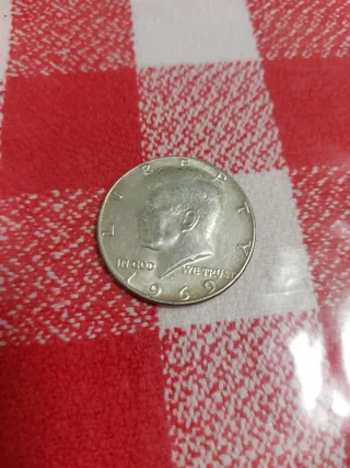 Moneda Media Dólar 1969 D. Plata.