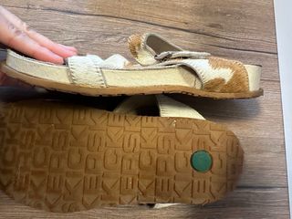 Sandalias Kickers Piel Beige/Marrón Talla 38