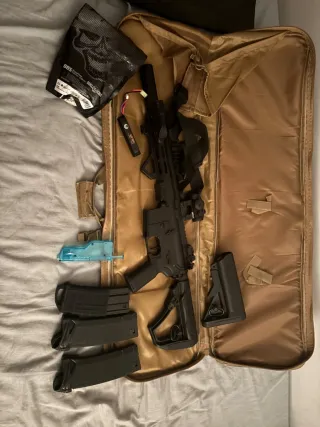 Réplica Specna Arms con accesorios