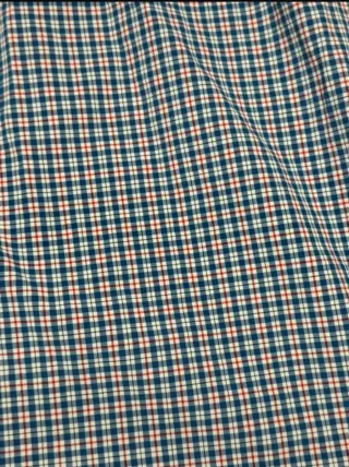 Camisa de cuadros azul y rojo