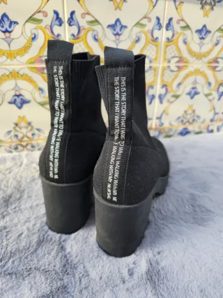 Botas negras Stradivarius