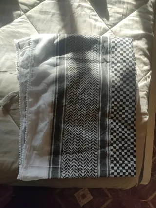 Sciarpa Kefiah a scacchi bianco e nero