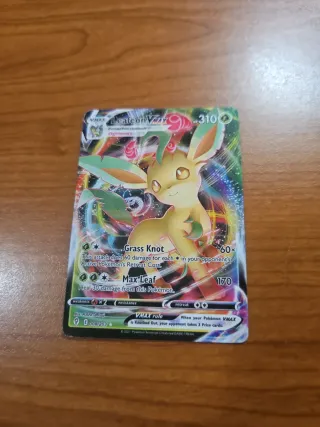 Carta Pokémon Leafeon VMAX 310 HP