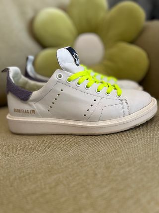 Golden Goose Sneakers Bianche con Laccio Giallo