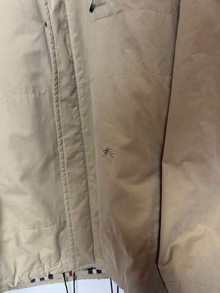Chaqueta Burberry Beige Logo Bordado talla 56