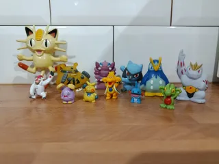 Lote Figuras Pokémon vintage