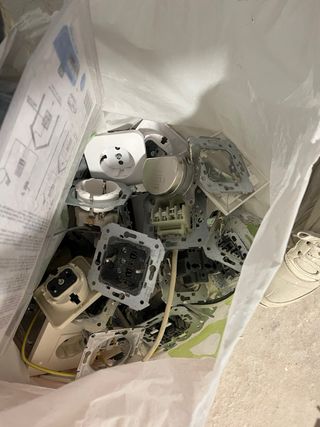 Marcos e interruptores de luz