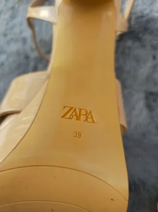 Tacones plataforma nude elegantes