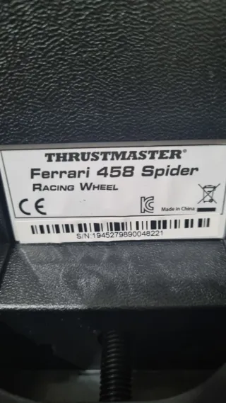 Volante Thrustmaster Ferrari 458 Spider