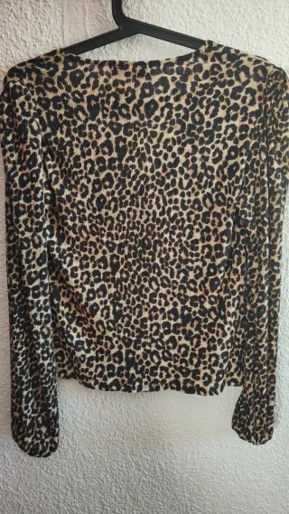 Blusa estampado animal print
