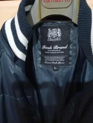 Cazadora Fresh Brand Negra y Blanca