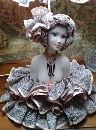 Lampada donna ceramica vintage alta 73 cm