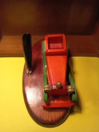 Porta pluma madera coche bolígrafo