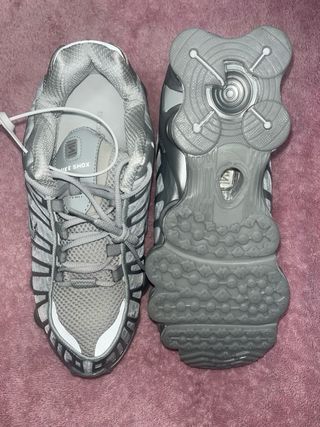 Zapatos Nike Shox plateados