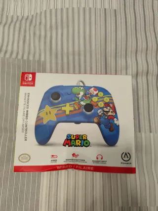 Controller Power A per Nintendo Switch con design Super Mario Blu