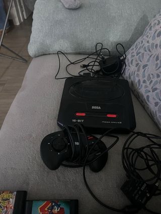 Vecchia console Sega Mega Drive nera + Giochi