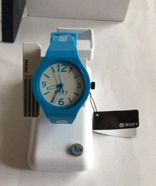 Reloj Roxy Prism Azul y Blanco