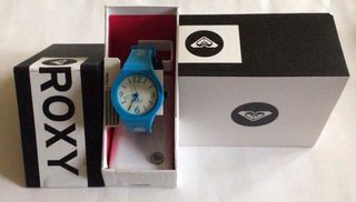 Reloj Roxy Prism Azul y Blanco