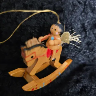 Adornos navideños de madera