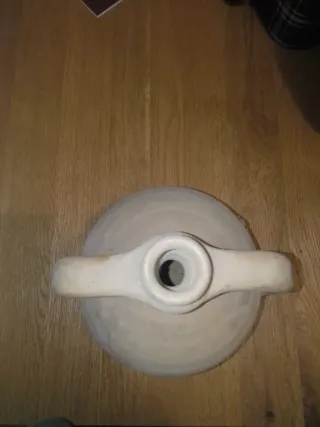 Anfora antica in terracotta