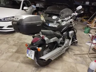 Suzuki Intruder M800