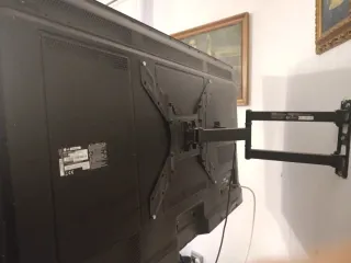 TV LG 50 Plasma con soporte para pared