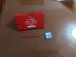 Nintendo DS Lite Juego Vecinos Invasores