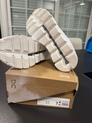 On Running Cloud 5 Talla 38 Blancas