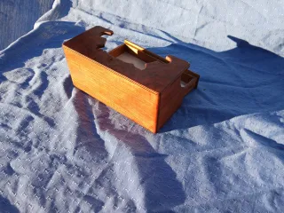 Caja artesanal madera y metal