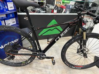 Bicicleta CUBE REACTION