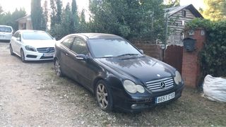 Mercedes-Benz Clase C 2004