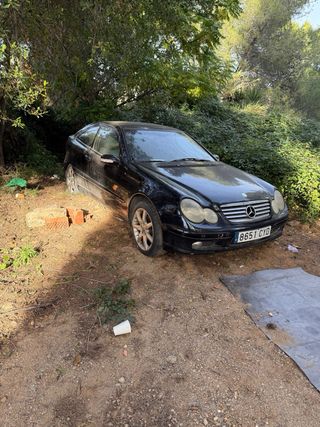 Mercedes-Benz Clase C 2004
