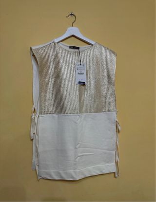 Top Zara Dorado y Blanco Talla M