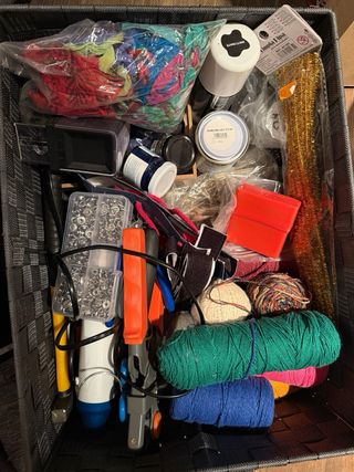 Lote abalorios y herramientas bisutería