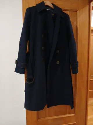 Abrigo de Mango azul marino de paño con etiqueta