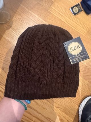 Gorro JLS marrón tejido