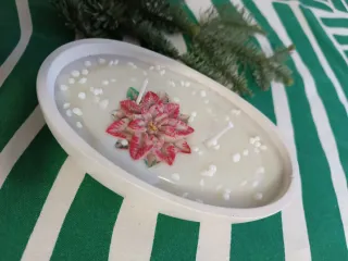 Candela decorativa di soia a forma di fiore di Natale