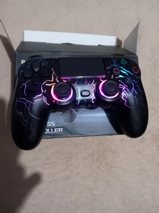 Mando PS4 Negro con Luces LED