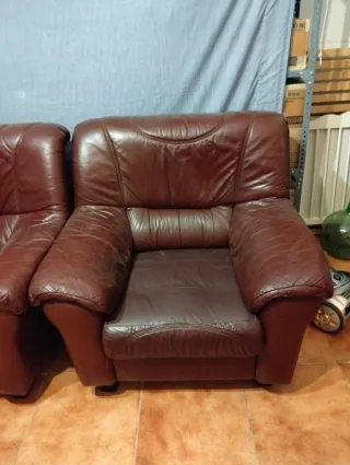 Sillones de piel marrones