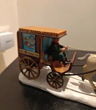 Lemax Carro Fornaio Fresh Baked Goods