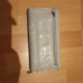 Portafoglio Guess donna beige