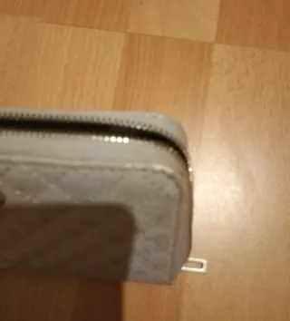 Portafoglio Guess donna beige