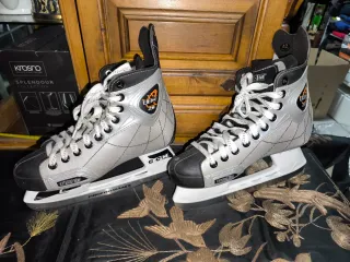 Patines de Hielo CCM Talla 42