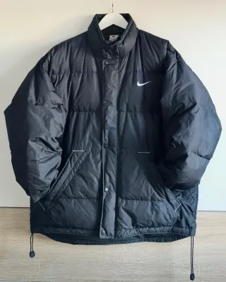 Chaqueta Nike acolchada logo bordado Talla L