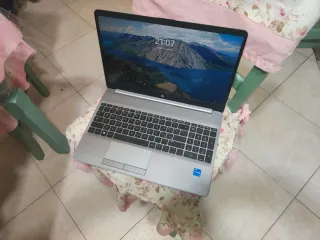 Portatile Hp g8 i7 16gb ram ssd 256gb 15.6"