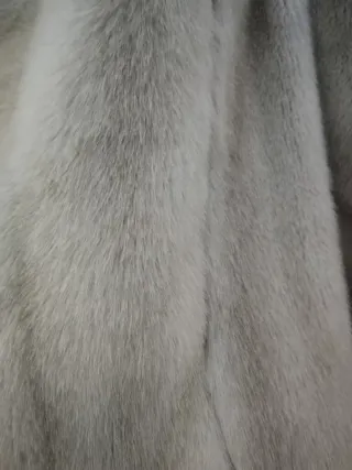 Noche vieja. Chaqueta corta piel sintética beige