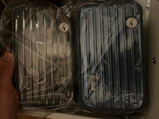 2 Borse Rimowa Lufthansa Nero e Blu