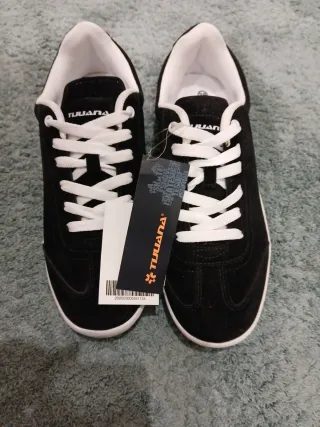 Zapatillas Tijuana Talla 39 con etiqueta